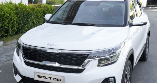 Kia Seltos 2021 thay đổi logo và bổ sung trang bị mới, giá bán tăng nhẹ từ 615 triệu đồng
